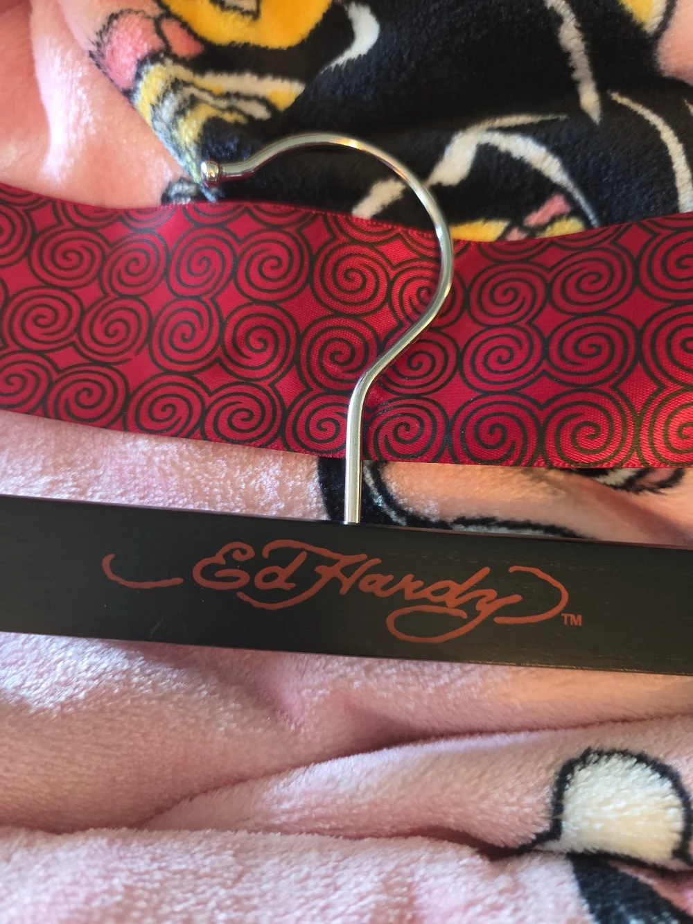 NEW Ed Hardy Plush Throw Blanket Pink Tattoo Print 50 X 70 Skull Panther